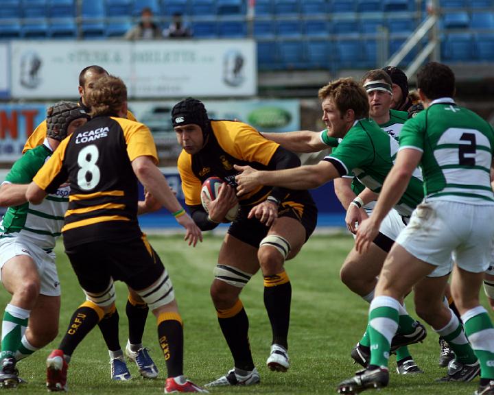 Try scorer Luke Collins looks for a gap.jpg - Try scorer Luke Collins looks for a gap. Photo by John Beach.